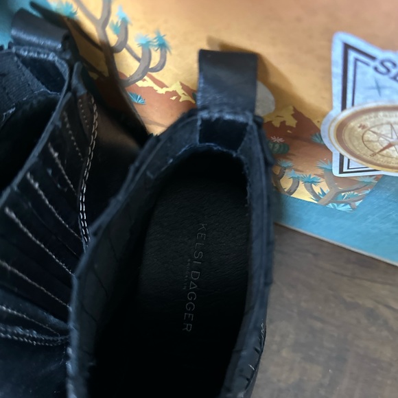 Kelsi Dagger booties - Picture 4 of 10